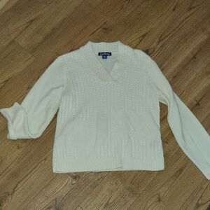 Evan Picone Cream V-Neck Sweater